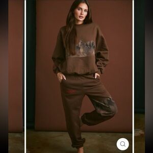 DARLING BROWN WILD HORSE SPORTS OF TROUSERS/HOODIESIZE SMALL